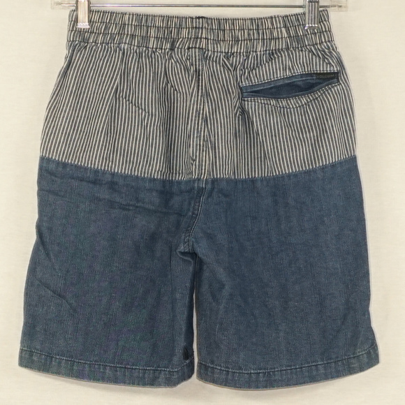 Volcom pull on boys shorts like new M - Picture 3 of 3